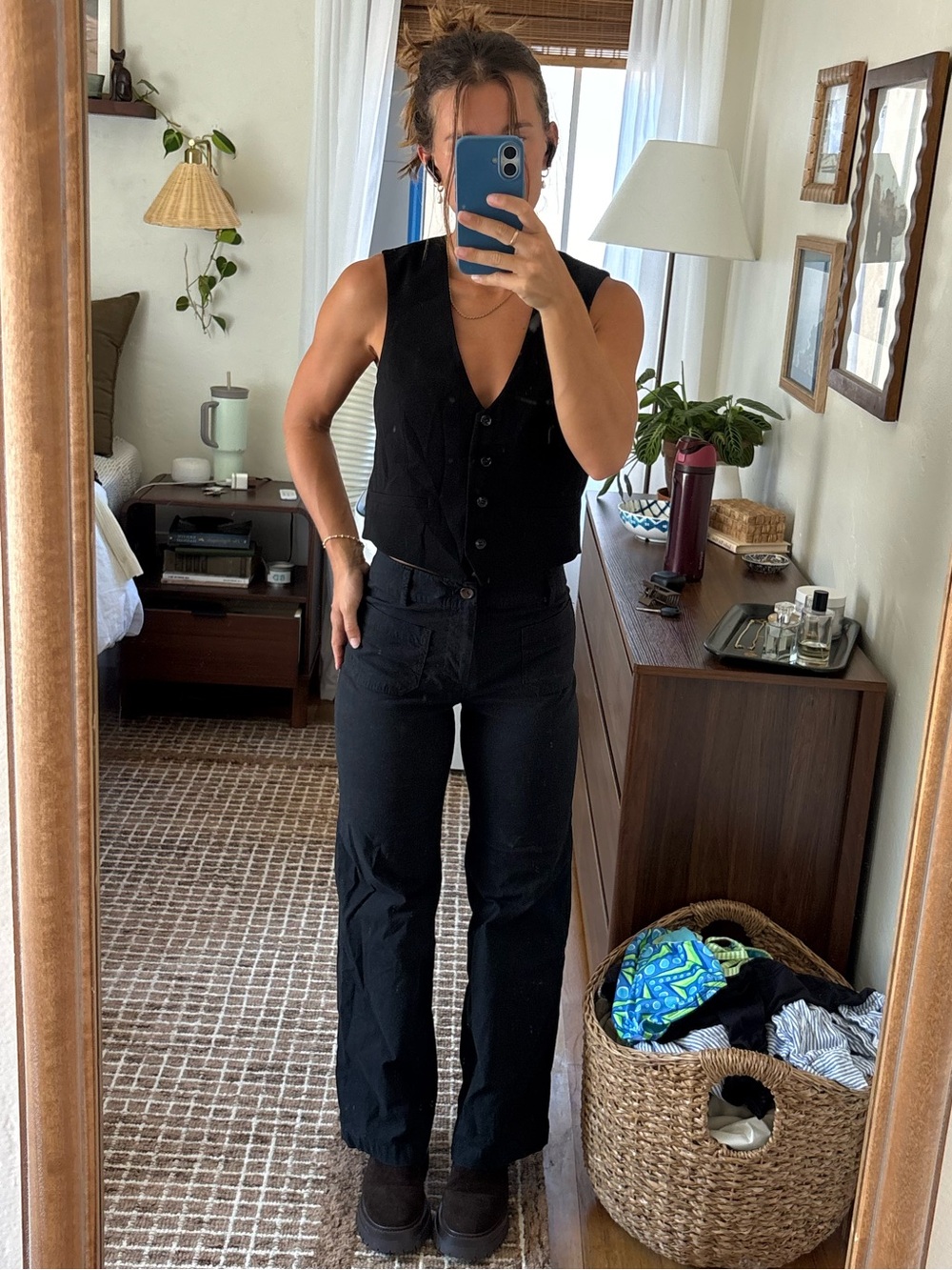 H&M black Sleeveless Vest